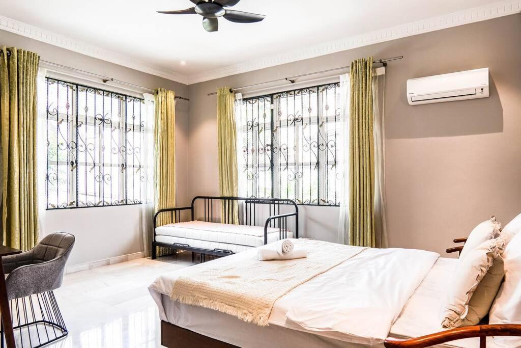 Family House At Wangsa Maju With Private Pool *