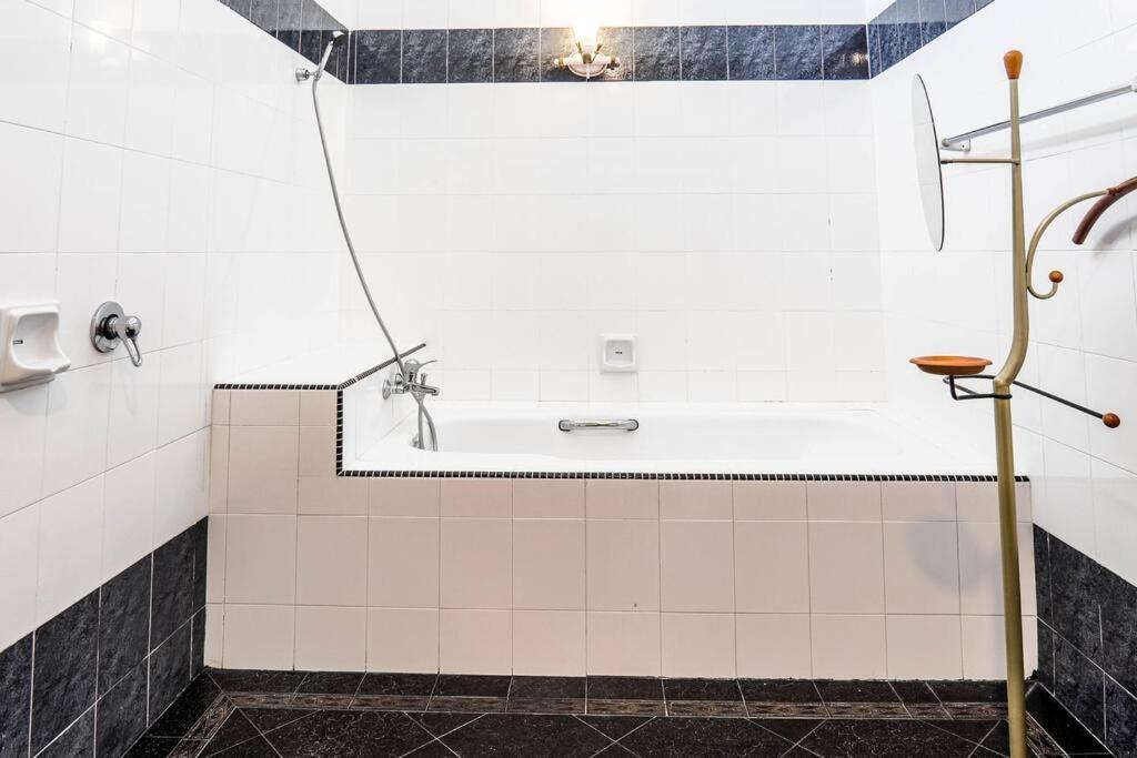 Family House At Wangsa Maju With Private Pool * Kuala Lumpur