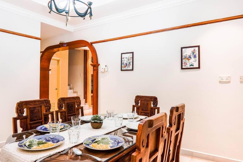 Family House At Wangsa Maju With Private Pool * Kuala Lumpur